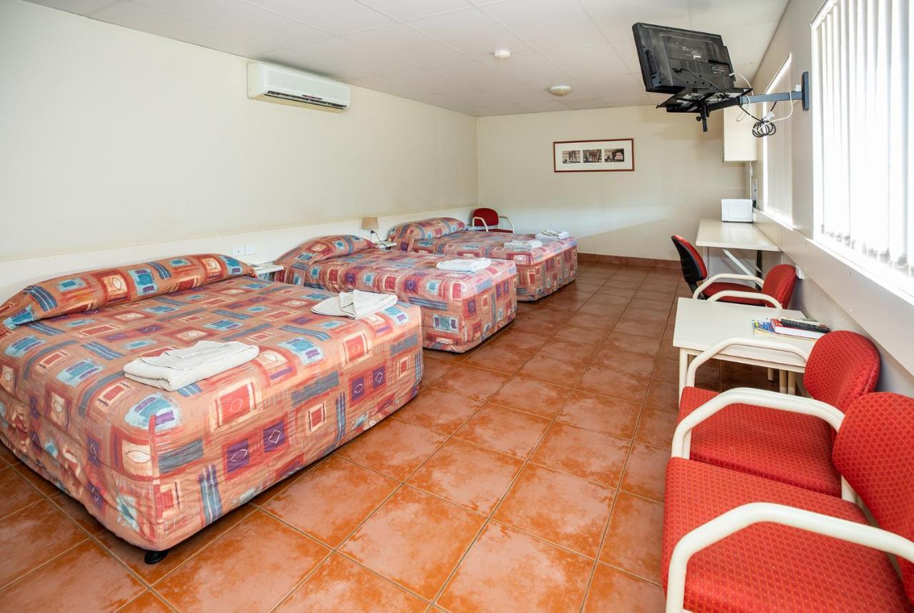Leichhardt Hotel Motel Cloncurry Exteriör bild
