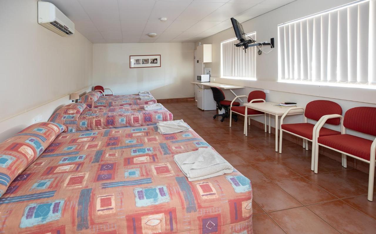 Leichhardt Hotel Motel Cloncurry Exteriör bild