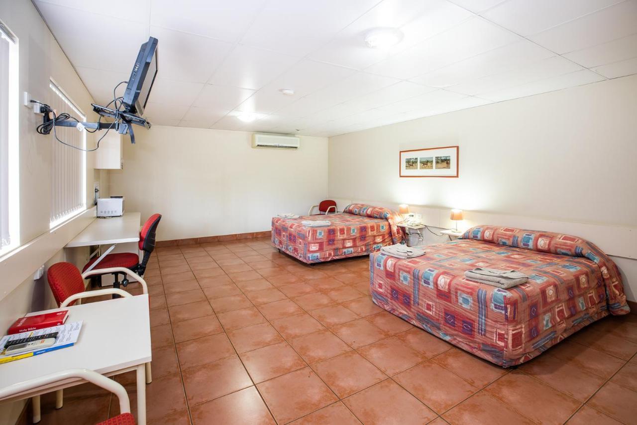 Leichhardt Hotel Motel Cloncurry Exteriör bild